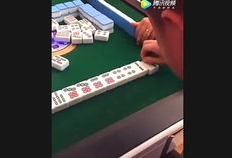 打麻将搞笑视频,笑料百出，欢乐无限